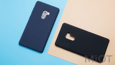 Чохол бампер силіконовий для Xiaomi Mi Mix 2 Black Original 1173700013